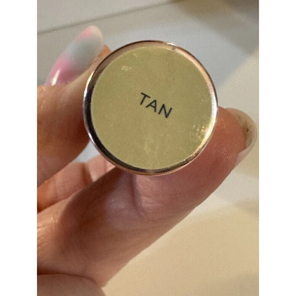 Makeup Revolution Eye Bright Concealer,Buildable Coverage, Dewy Finish. Tan